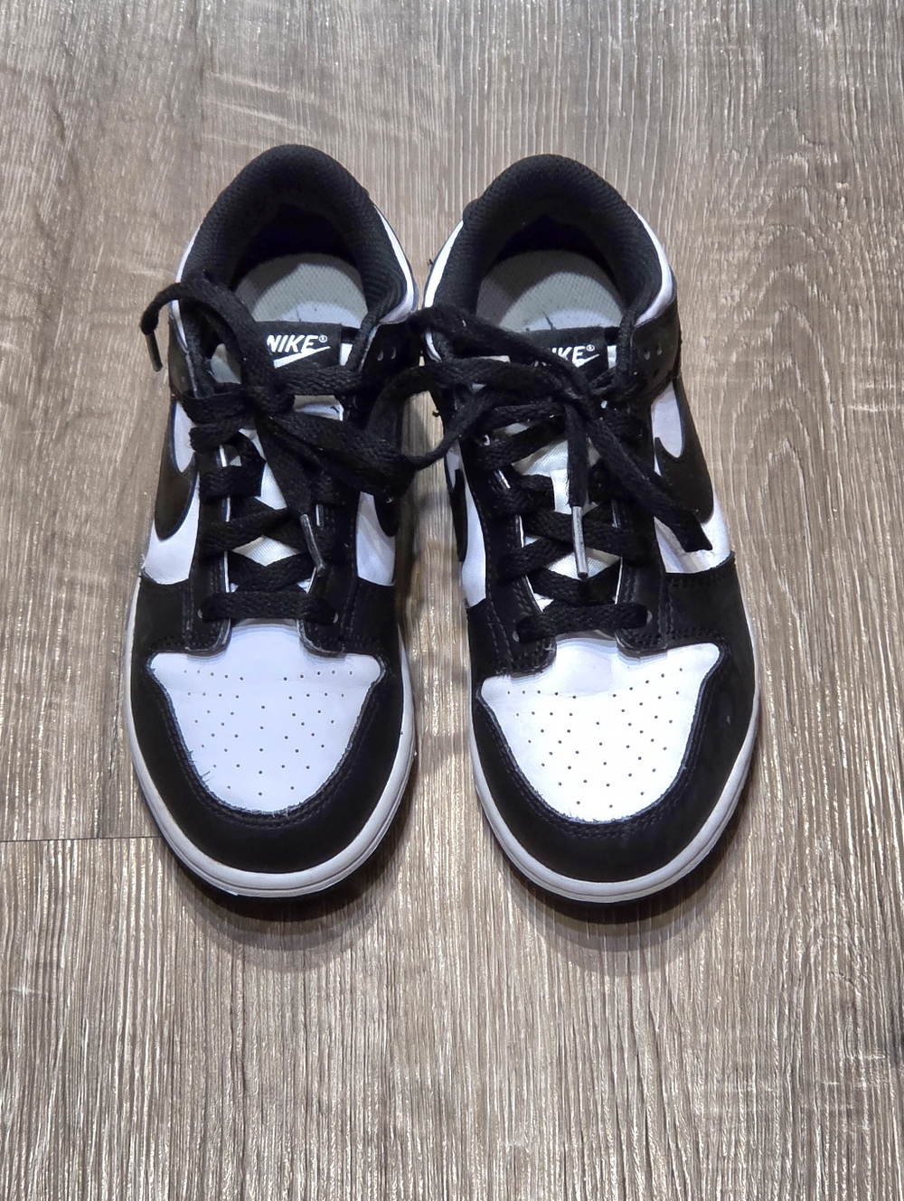 Nike Dunk Low CW1588-100 Pre-owned Kids Youth Size 3Y Sneakers Black/White.